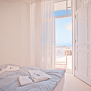 Surf Villa, terrasse avec vue sur la mer