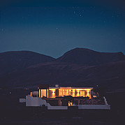 Surf Villa à La Pared de nuit