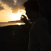 Sundowner drink après le surf