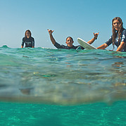 Cours de surf au sud de Fuerteventura, Costa Calma