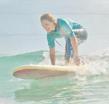 Cours de surf intermédiaire à Fuerteventura